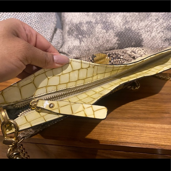 Silvano Biagini Snake Skin Purse w / Removable Gold Chain Strap - Picture 4 of 14